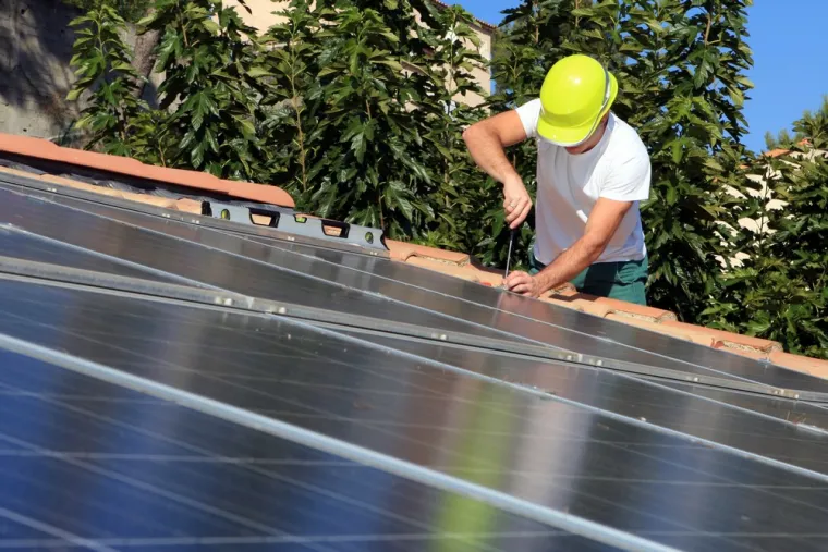 Dépannage de panneaux solaires : les pannes les plus fréquentes et comment les éviter ?, Narbonne, LR ECO ENERGIES