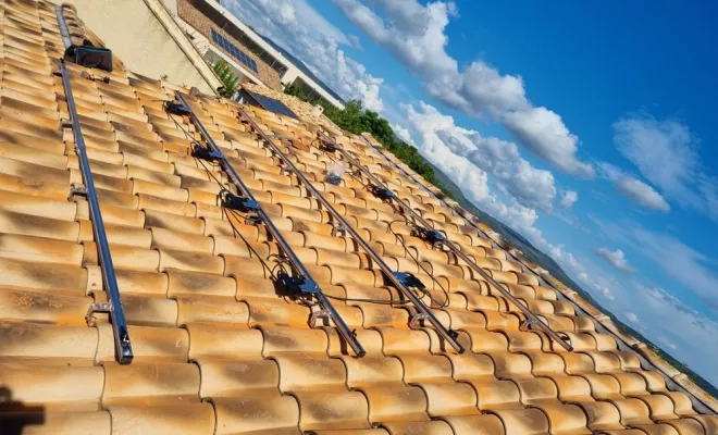 Pose de panneaux solaires sur tout type de toiture, Narbonne, LR ECO ENERGIES