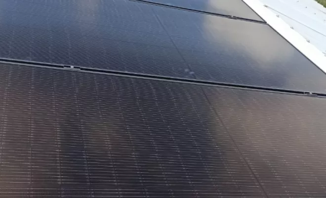 Pose de panneaux solaires sur tout type de toiture, Narbonne, LR ECO ENERGIES